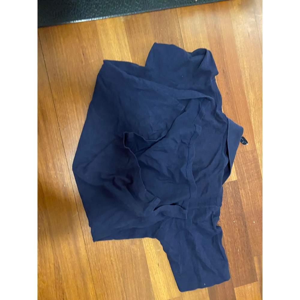 blue shirt